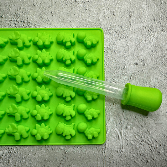 Silicone mould with dropper - dinosaurs